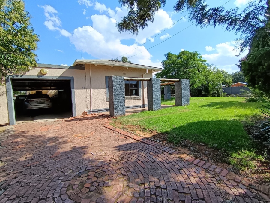 5 Bedroom Property for Sale in Park West Free State